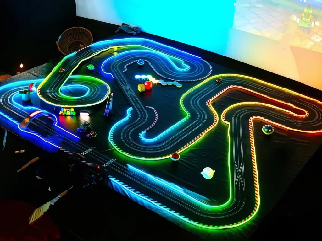 Circuito de Scalextric personalizado con el diseño elegido por el cliente